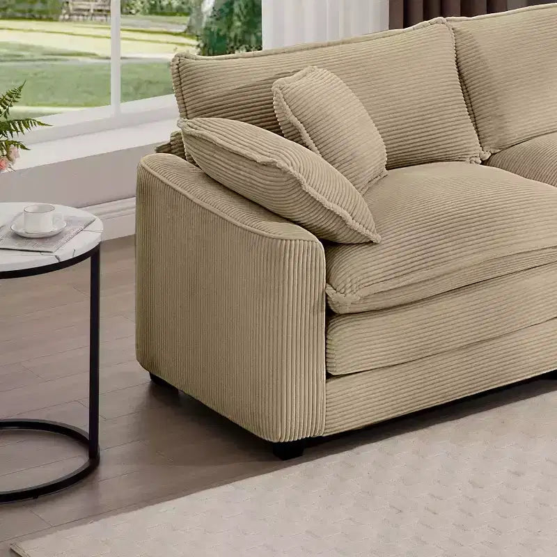 Divano Sezionale Moderno Mid-Century a 3 Posti con 2 Cuscini Bracciolo e 3 Cuscini Decorativi, Tessuto in Velluto a Coste Beige Chiaro